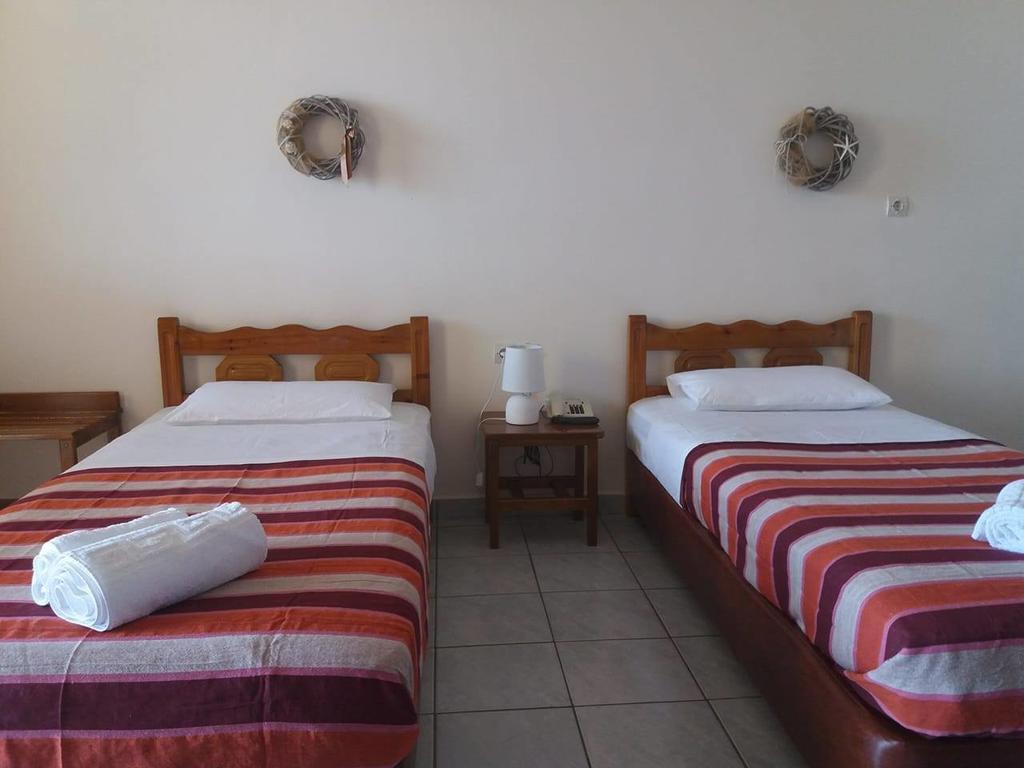 Skoutari Beach Hotel Екстер'єр фото