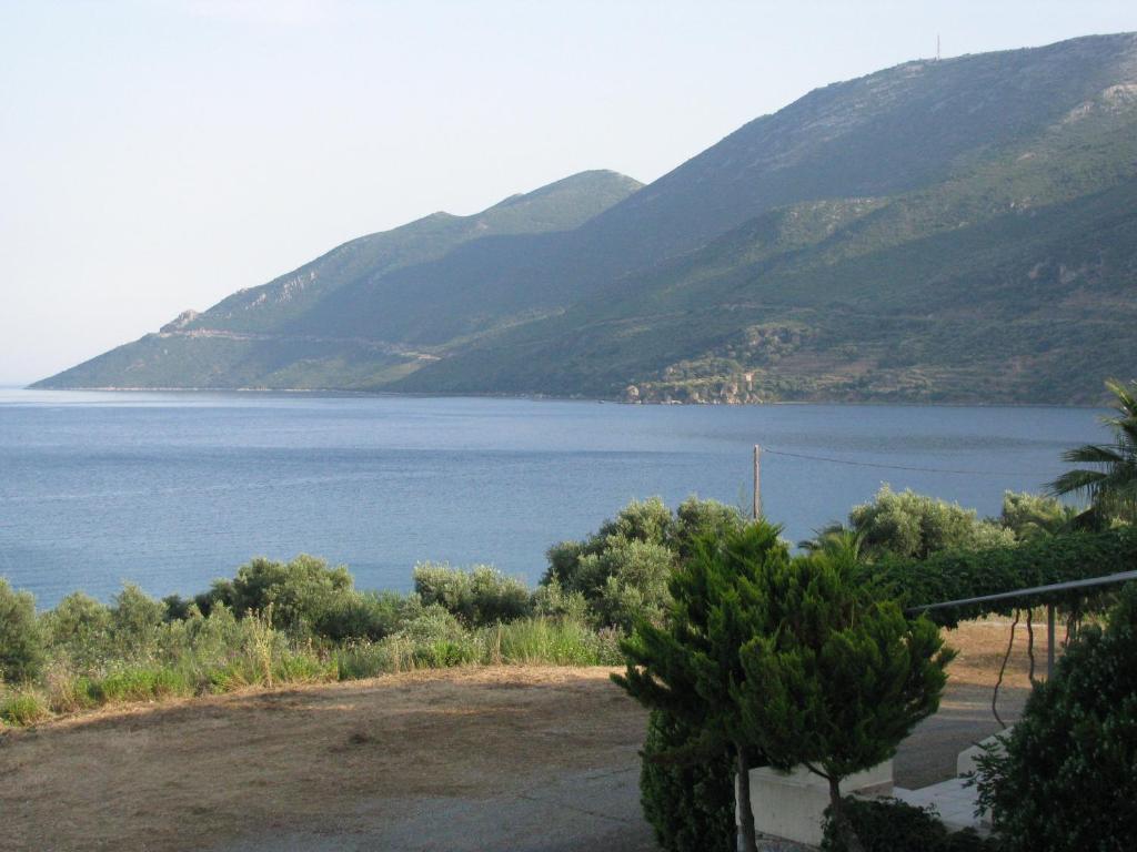 Skoutari Beach Hotel Екстер'єр фото